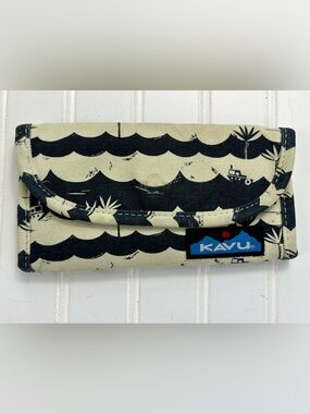 Kavu Wallet Big Spender Mondo Canvas Blue Cream Nautical Waves Boats Zipper NWOT